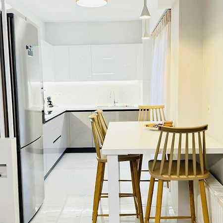 Modern Luxury Suite Kardítsa Eksteriør bilde