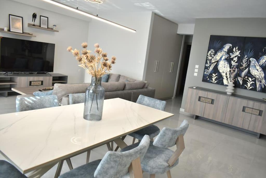 Modern Luxury Suite Kardítsa Eksteriør bilde