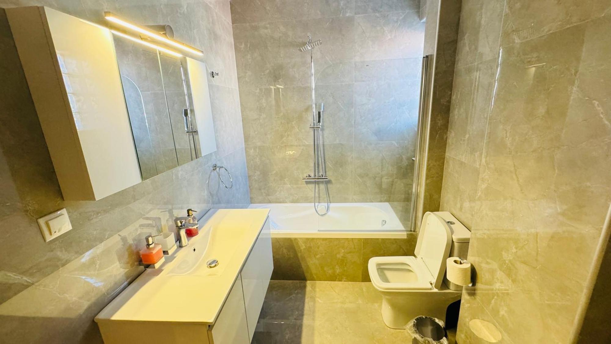 Modern Luxury Suite Kardítsa Eksteriør bilde